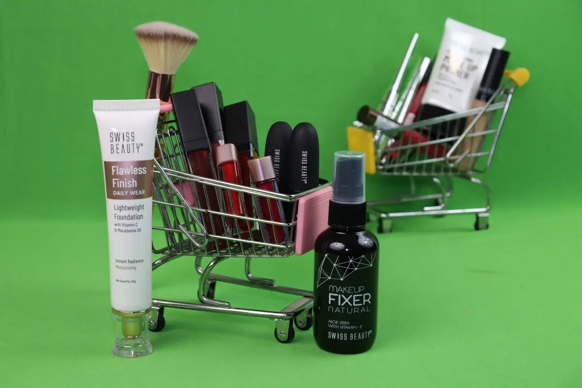Black spray bottle of Swiss Beauty makeup fixer natural featured in shop trending ecommerce products and smart deals online.