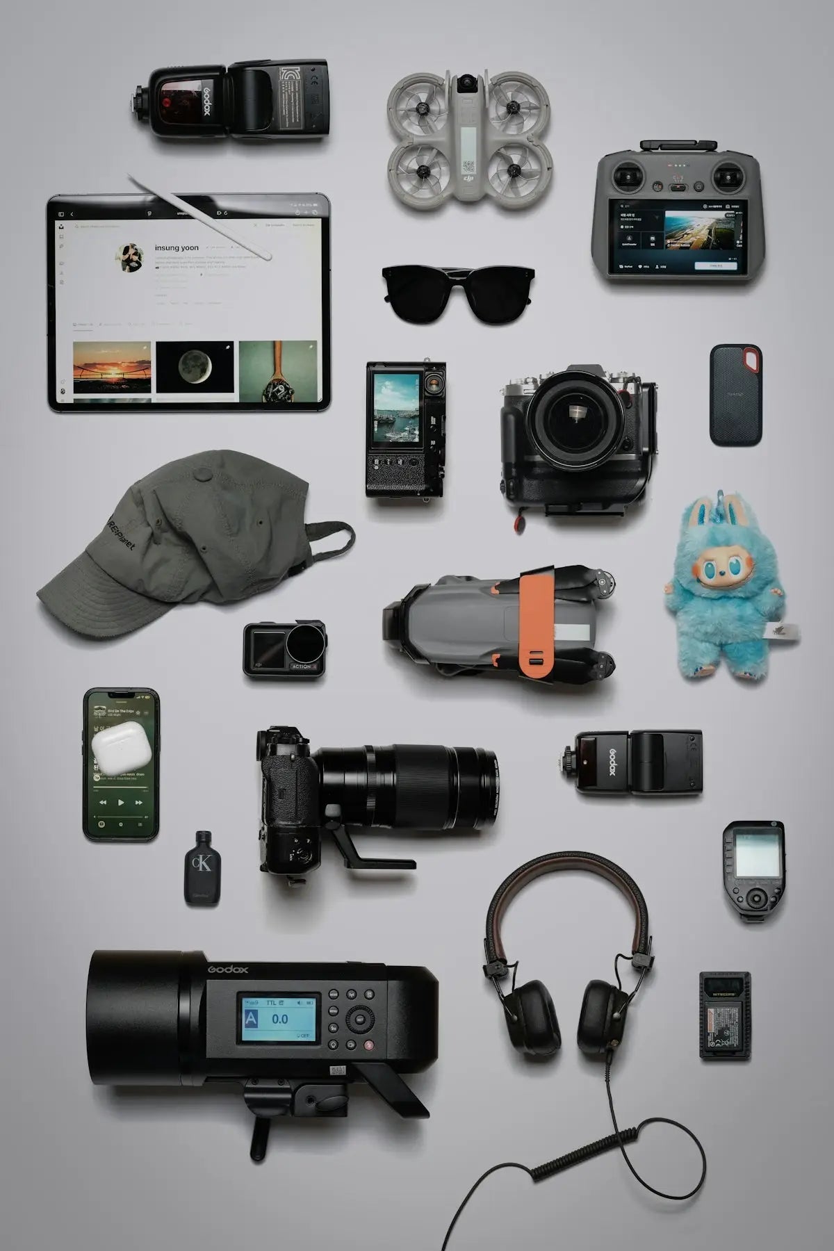 Black professional camera with large lens and tripod mount featured in top affordable gadgets and trending tech at arba global