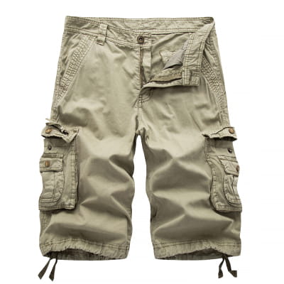 Bermudas cargo en coton kaki pour hommes avec plusieurs poches et des poignets à cordon de serrage, présentés de face.