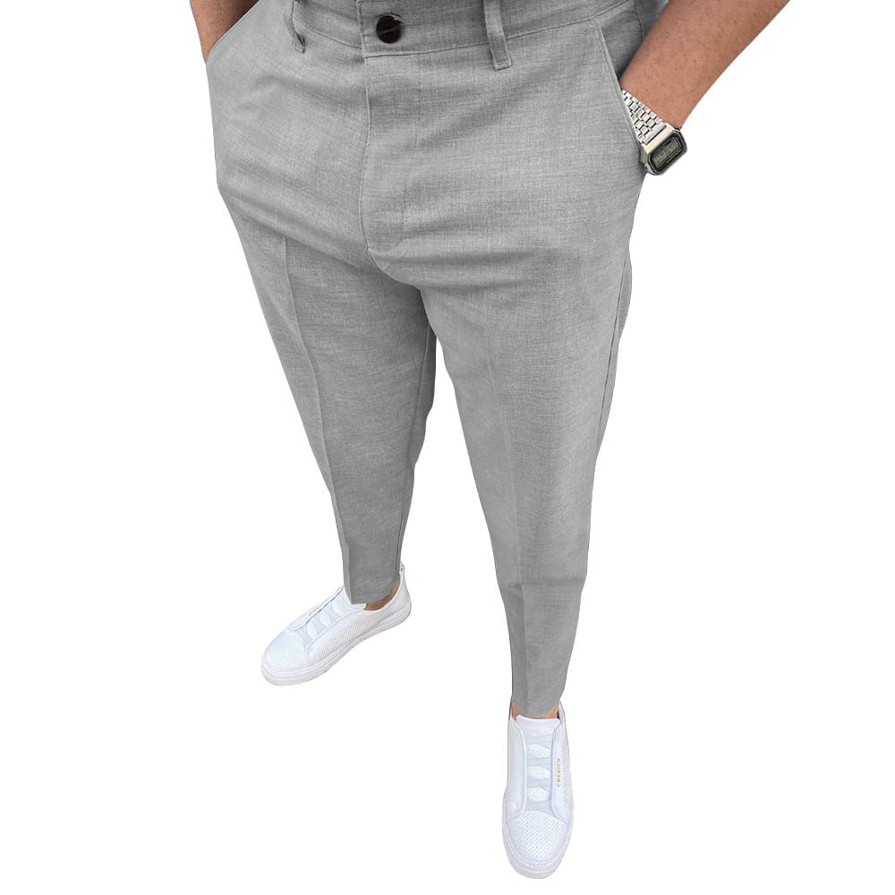Herren-Slim-Fit-Strukturierte, Tapered-Chinos in Grau mit Slim-Fit-Passform und einem einzelnen schwarzen Knopf am Bund.