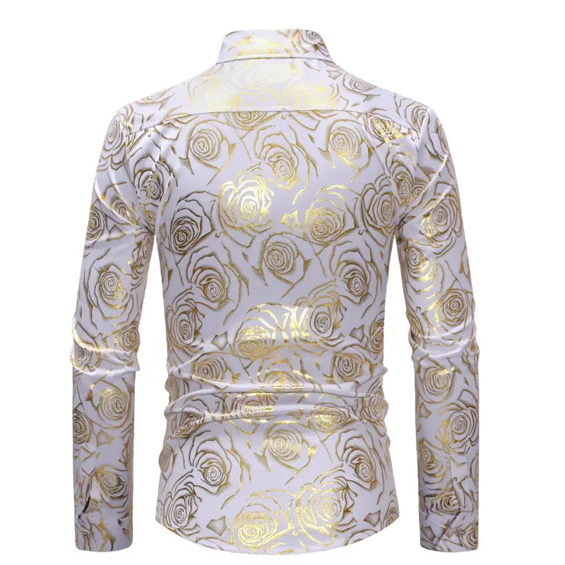Chemise blanche à manches longues pour homme avec un léger effet brillant et un motif intégral de roses dorées métalliques pour un usage décontracté.