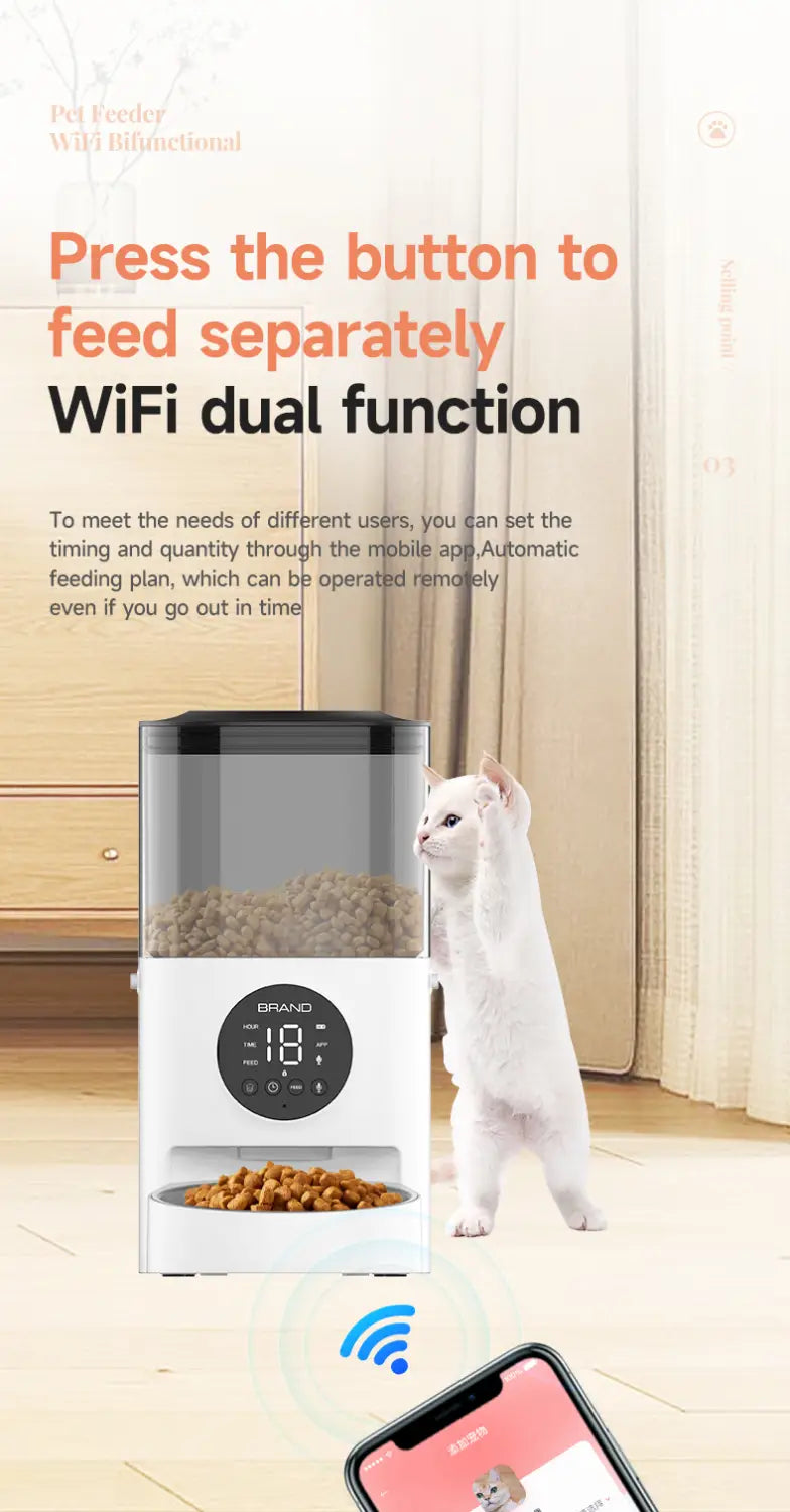 Distributeur pour animaux domestiques intelligent Wi-Fi 4,5 l pour chats et chiens avec un design blanc et noir, un compartiment à croquettes transparent et un affichage numérique de l’heure.
