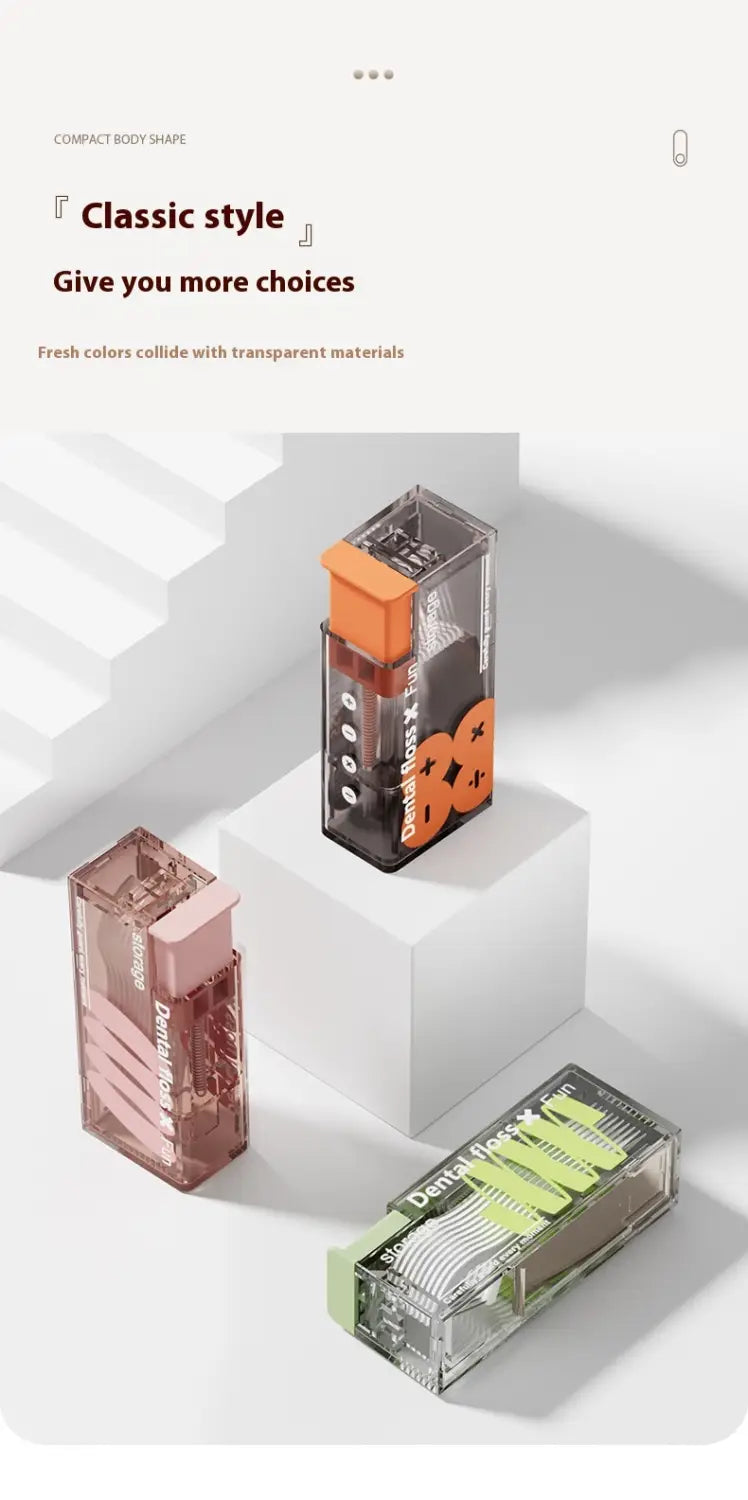 Dispensadores automáticos de apertura emergente de cajas portátiles para hilo dental rectangulares y transparentes, con tapas opacas de colores y compartimentos interiores con marca.
