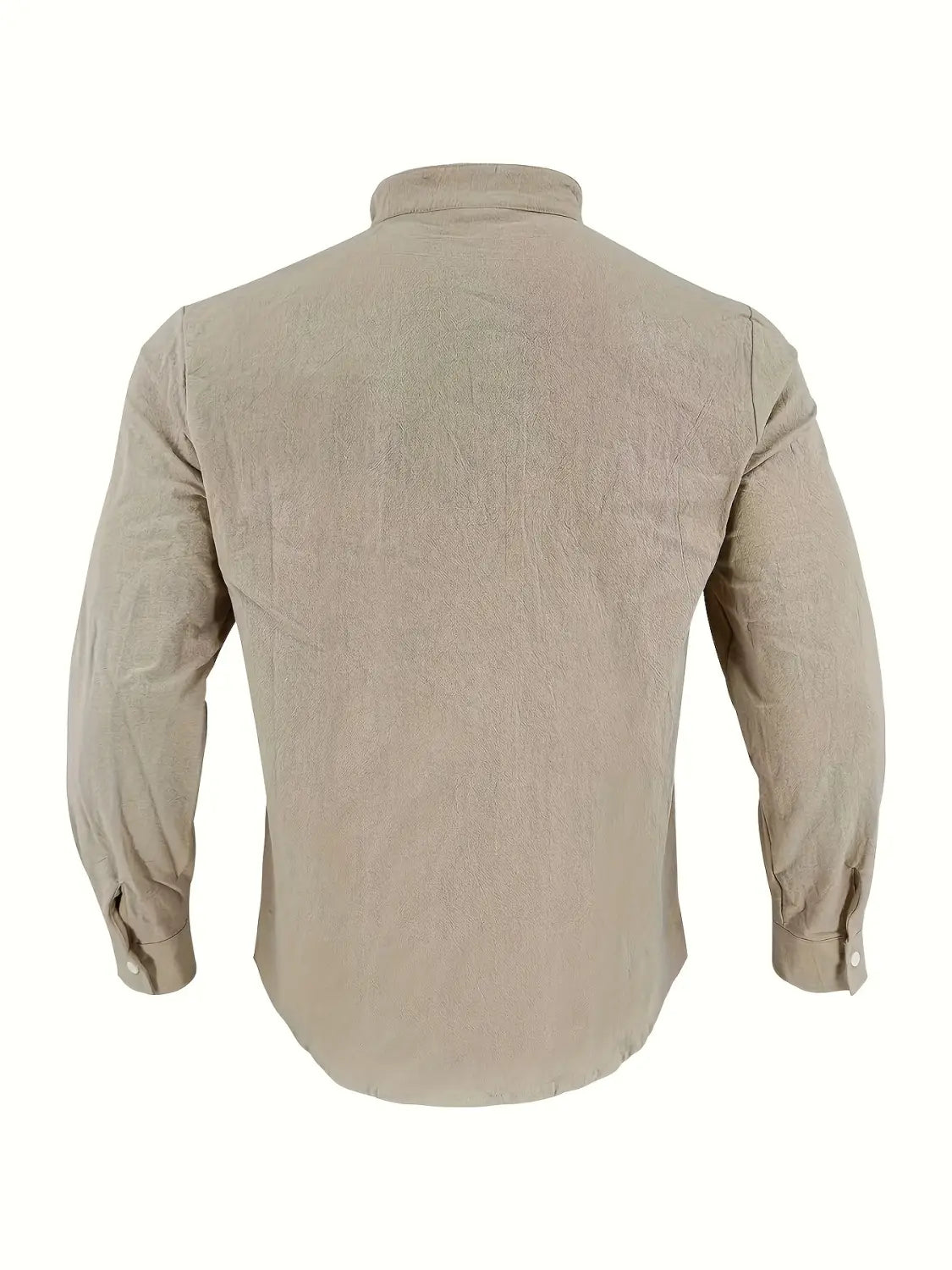 Beiges Herren-Cotton-Leinenhemd mit Kordelzug mit einem langen, knopfbaren Design mit einer dezent strukturierten Webart und klassischem Kragen.