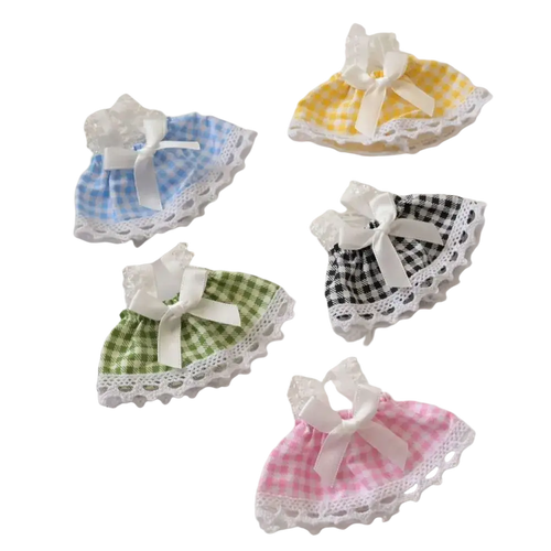 Cute 15cm doll gingham mini skirts in pastel colors with white lace trim and bows plush outfit detail