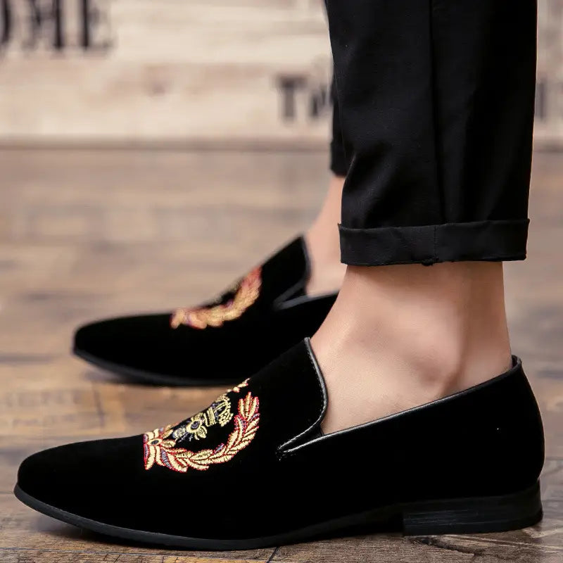 Men’s Embroidered Laurel Wreath Velvet Loafers