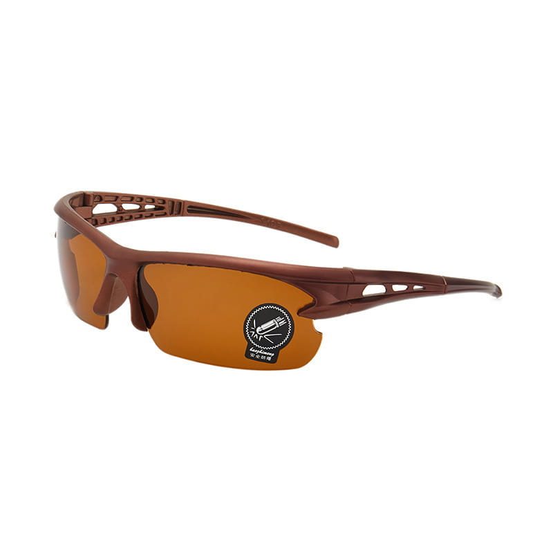 Lunettes de sport aérodynamiques à monture brune avec des verres à haute visibilité teintés ambre, conçues pour améliorer les performances et offrir une protection