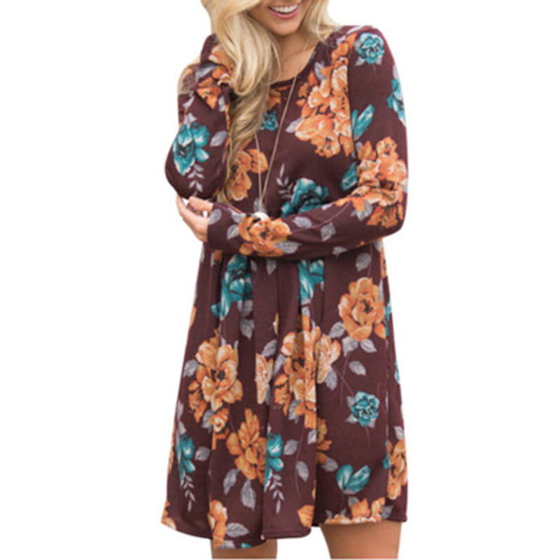 Robe midi évasée de type A, à manches longues, à imprimé floral, brun foncé, avec des fleurs orange et turquoise éclatantes, coupe décontractée et taille froncée.