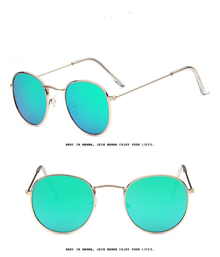 Gafas de sol vintage con lente de espejo metálica redonda, con lentes reflectantes color teja y montura de metal con tono dorado.