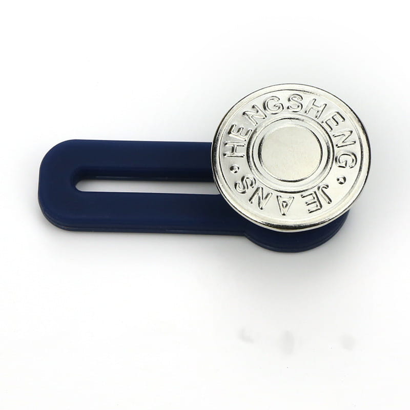 Bouton magnétique à tons argentés avec inscription « hengsheng jeans » fixé à une pince en plastique bleu marine pour l’extendeur de bouton de taille de jeans ajustable sans couture