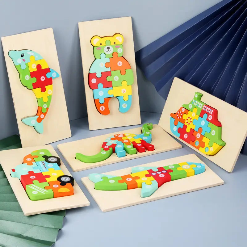 Puzzle de animales con números de madera, colorido, para niños pequeños, que incluye formas de animales y vehículos con encastre entre sí en tonos vivos de arcoíris.