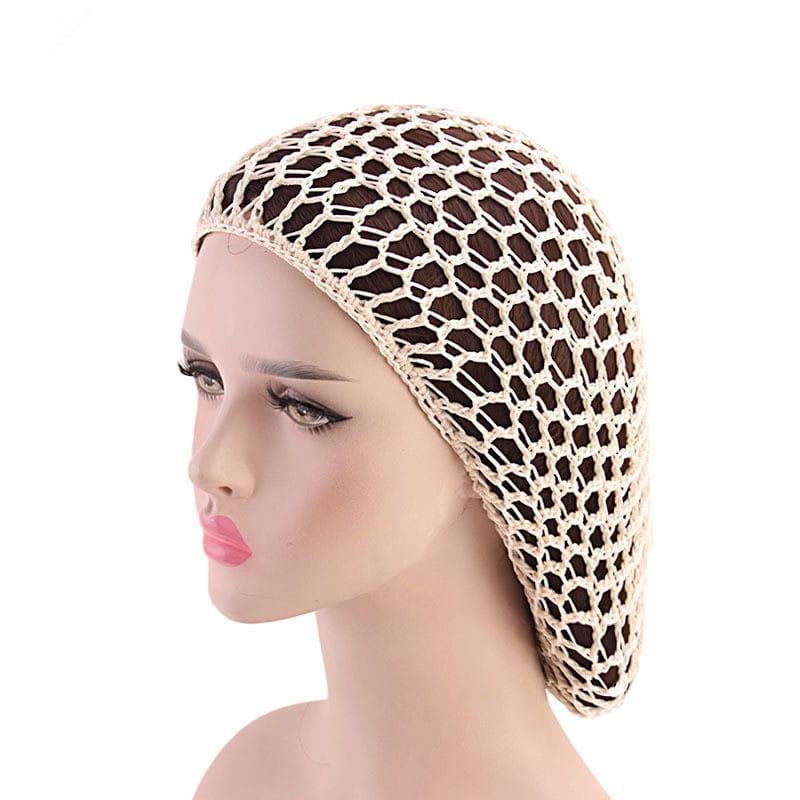 beiges gehäkeltes Maschenhaarnetz mit hexagonalem Muster im koreanischen Stil für eine Langhaar-Snood-Mütze.