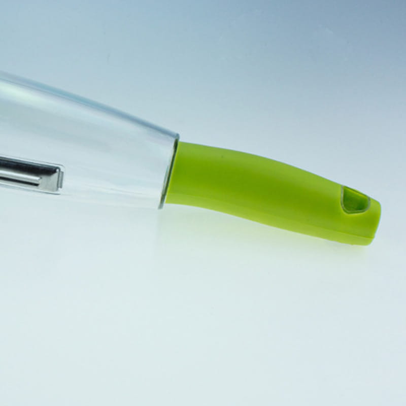 Éplucheur de légumes doté d’un manche en plastique vert citron, d’un corps transparent et d’une lame en acier inoxydable, conçu pour un épluchage efficace des légumes.