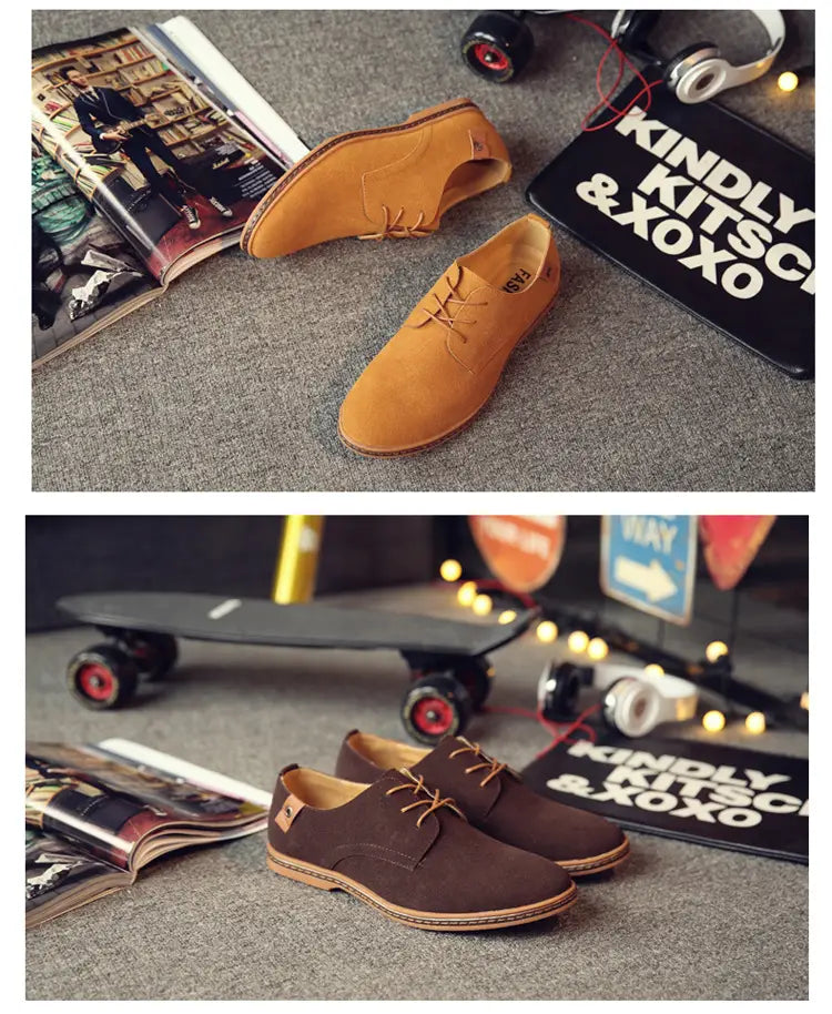 Beige Wildleder-Oxford-Schuhe für Herren mit Schnürverschluss, Schnürleder-Flats mit passenden Schnürsenkeln und hellbraunen Sohlen.