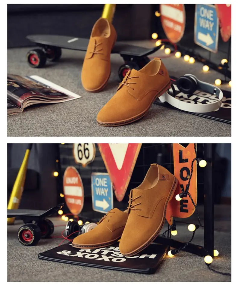 Chaussures décontractées à lacets en suède nubuck pour hommes en beige, avec un design classique et des touches en cuir marron.