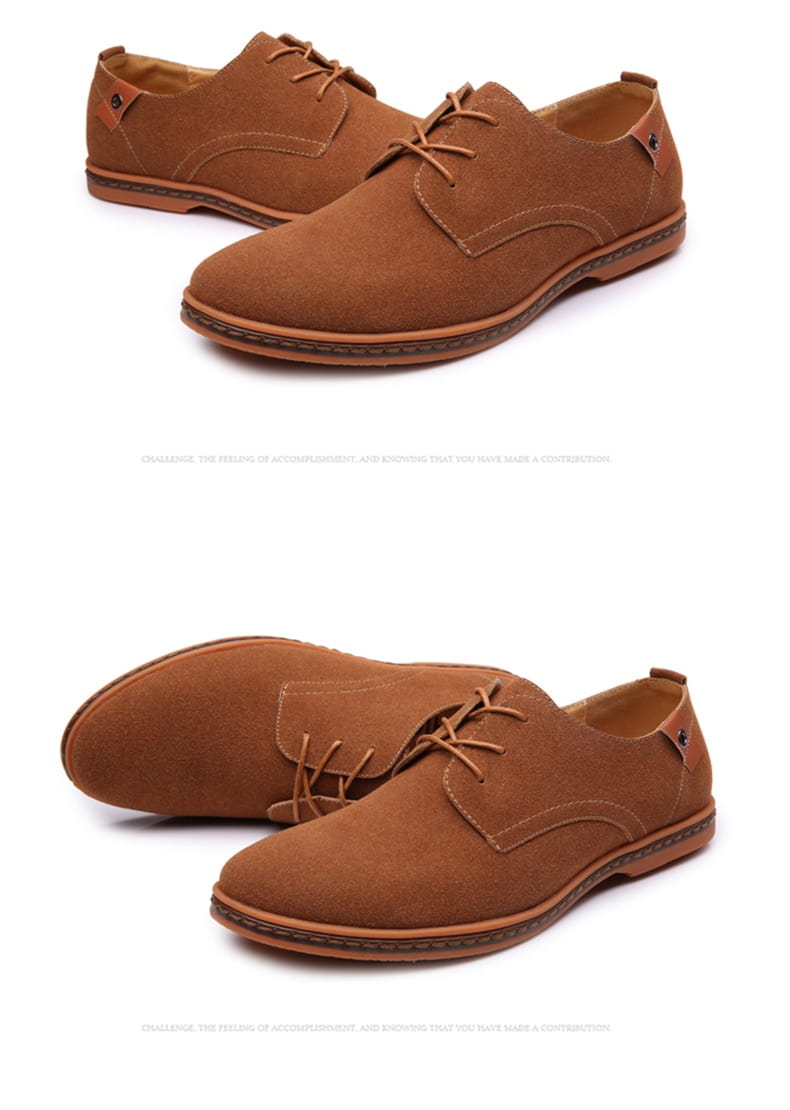 Chaussures décontractées à lacets en suède nubuck pour hommes en brun, avec un design oxford classique et des lacets assortis.