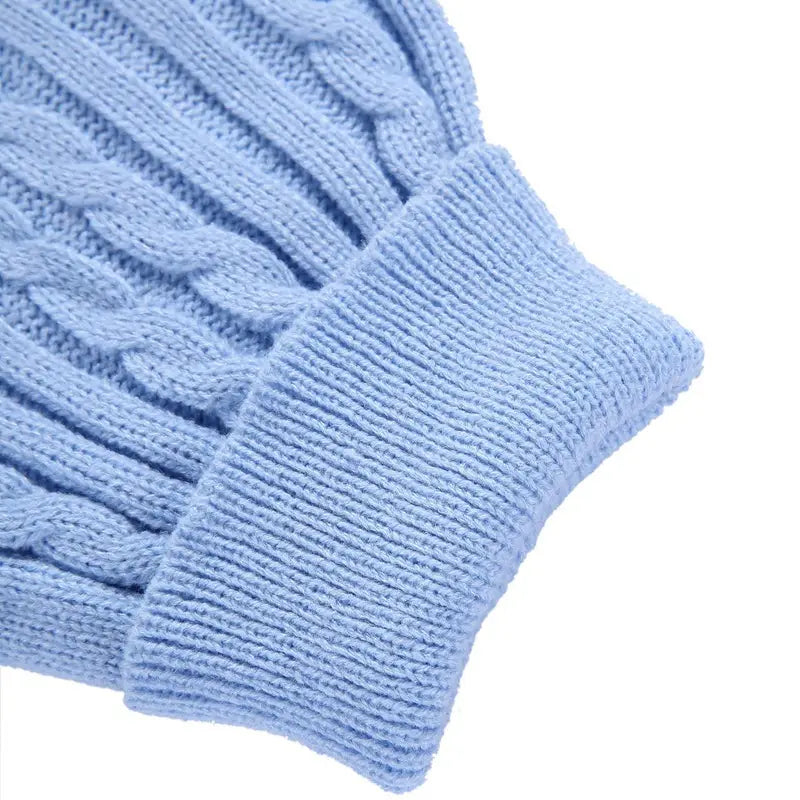 Puño de suéter para perro tejido en punto color azul claro con textura acanalada para ropa para suéter de perro de lana cálida en tallas xs a l.