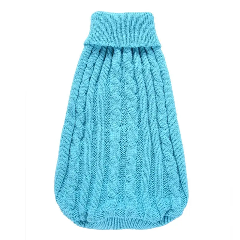 Suéter para perro azul claro tejido con patrón de punto tipo ochos y puños acanalados hechos de lana cálida, ropa para mascotas disponible en tallas xs a l.
