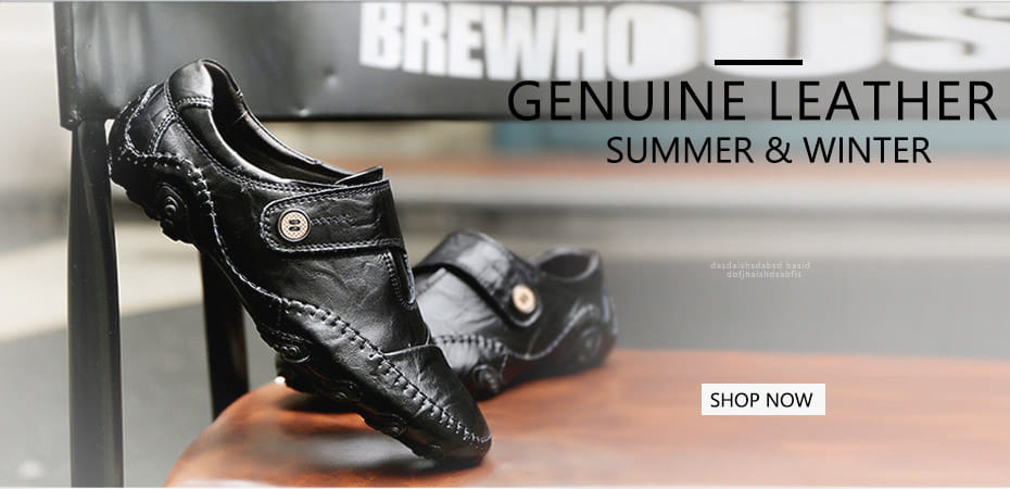 Mocasines tipo alpargata de cuero para hombre, zapatos de conducción casuales, en cuero negro genuino, con un diseño cosido elegante y detalles de botones metálicos.