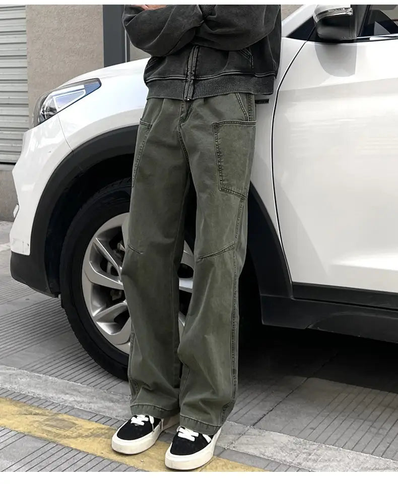 Olive green cargo pants mens cotton workwear featuring reinforced stitching and multiple pockets for durability and functionality.
