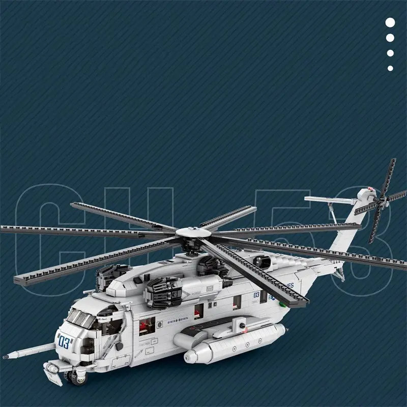 Modèle en plastique blanc représentant un hélicoptère de transport Ch-53, en blocs de construction, jouet, avec des pales de rotor soigneusement détaillées et des marquages militaires.