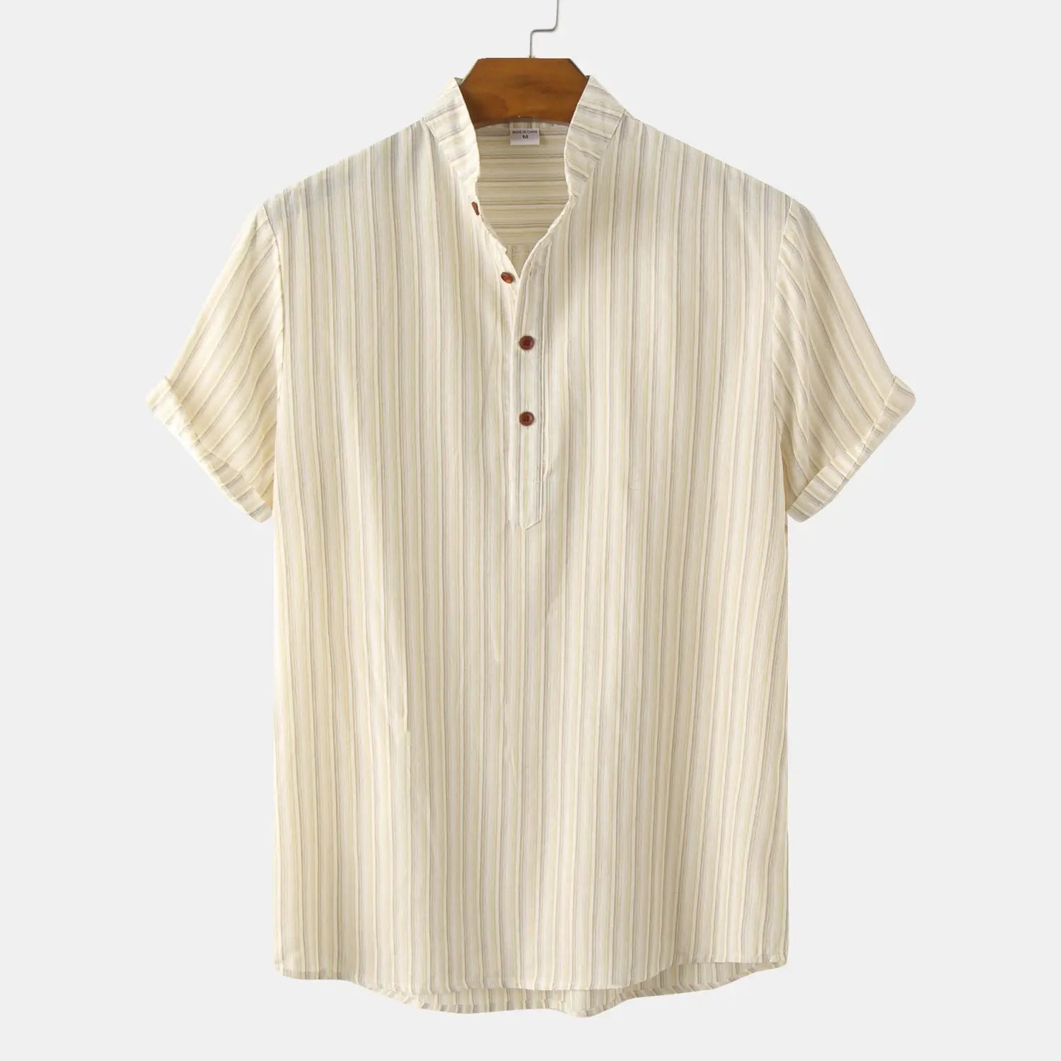Camisa de algodón con mezcla de rayas verticales color crema para hombre, de manga corta y cuello tipo mandarina.
