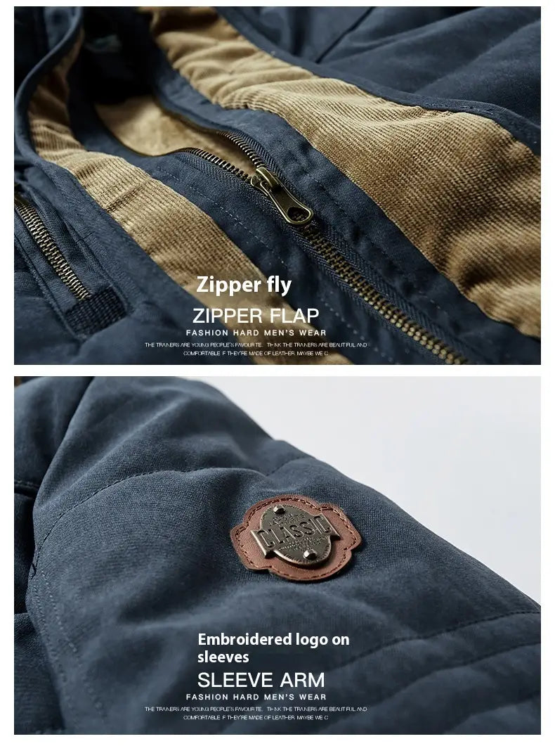 Plus-Size-Winterjacke aus Fleece mit Innenfutter in dunkelblauem Denim mit beigem Cord-Innenfutter und Messingreißverschluss, ausgelegt für kaltes Wetter.