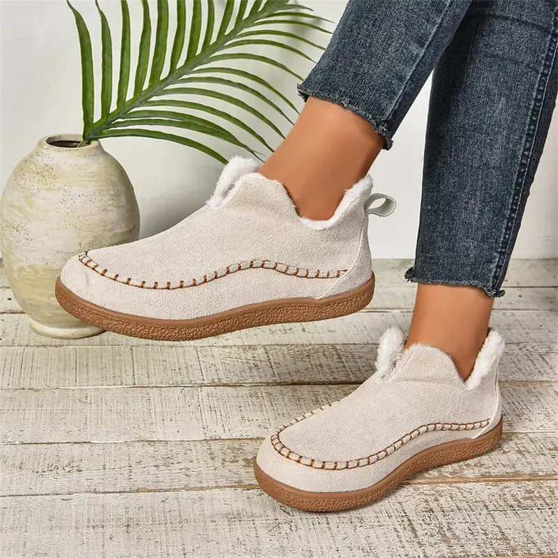 Women’s v Cut Plush Suede Ankle Snow Boots