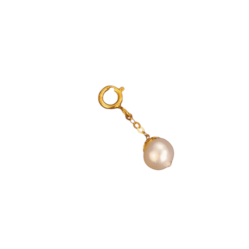 18k gold freshwater pearl charm pendant with a delicate gold-toned chain and a lustrous white pearl centerpiece