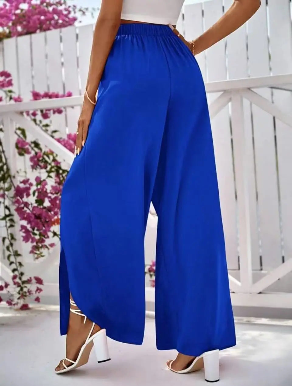 Lebhafte Königsblaue Casual-Hosen mit weitem Bein, hoch tailliert, mit seitlichem Schlitz und elastischem Bund.