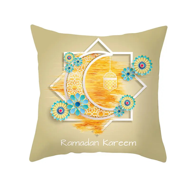 Funda de cojín de Ramadán Kareem en tonos beige, azul y oro para linterna Eid, con un diseño vibrante que presenta flores turquesa y amarillas, una luna creciente ornamentada y una linterna colgante.