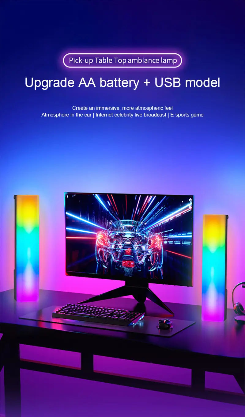 Die RGB-Rhythmus-Lichtleiste mit sprachaktivierter Gaming-Lampe ist eine elegante moderne Anstelltisch-Ambiente-Lampe mit leuchtender RGB-LED-Beleuchtung in kräftigen Regenbogenfarben und einem verbesserten AA-Batterie-Plus-USB-Modell-Design.