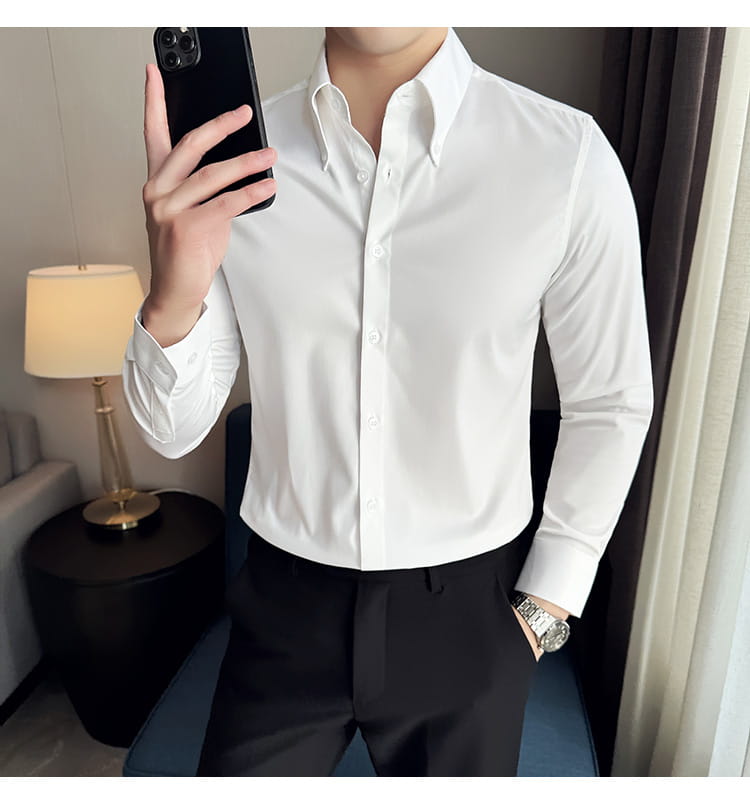 Chemise habillée blanche sans repassage pour homme en grande taille, col classique et tissu manches longues soigneusement repassé.