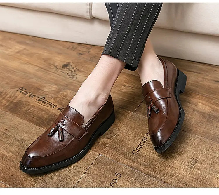Mocassins en cuir à gland poli pour hommes