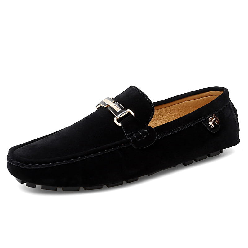 Schwarze Samtleder-Herren-Horsebit-Slipper mit einer silberfarbenen Metallschnalle und detaillierten Ziernähten, handgefertigt als Gommino-Schuhen.
