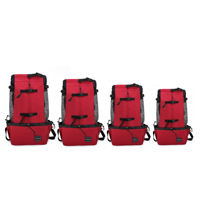 sac à dos rouge de transport pour chien avec sangles noires et panneaux latéraux en mesh, présentant une conception compacte pour les déplacements portables ou l’usage quotidien