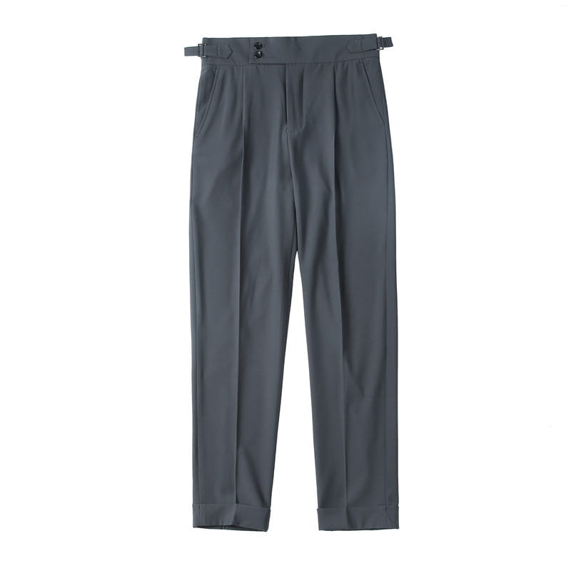 Men slim solid color straight trousers in dark gray with a tailored fit pleated design and belt loops.