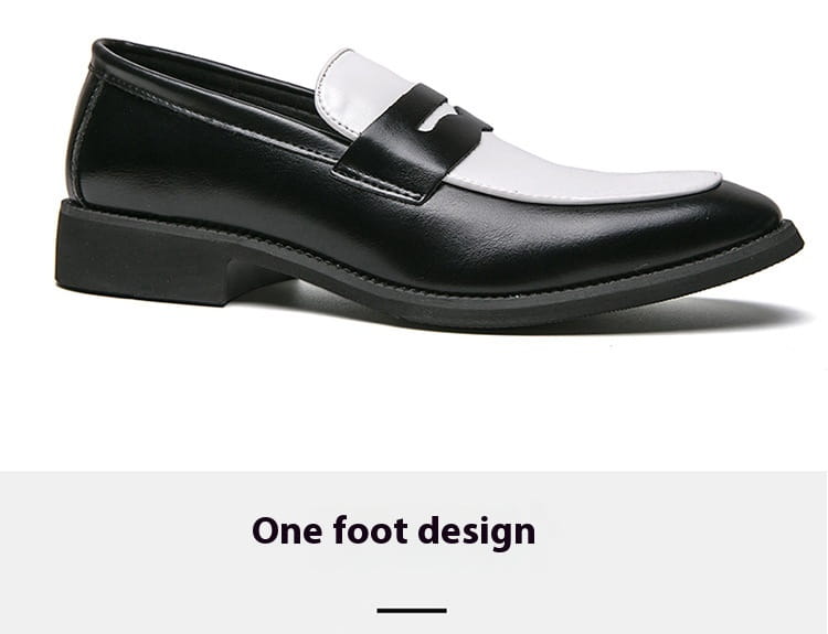 Mocassins en cuir bicolores noir et blanc avec un design classique à enfiler pour un usage décontracté.