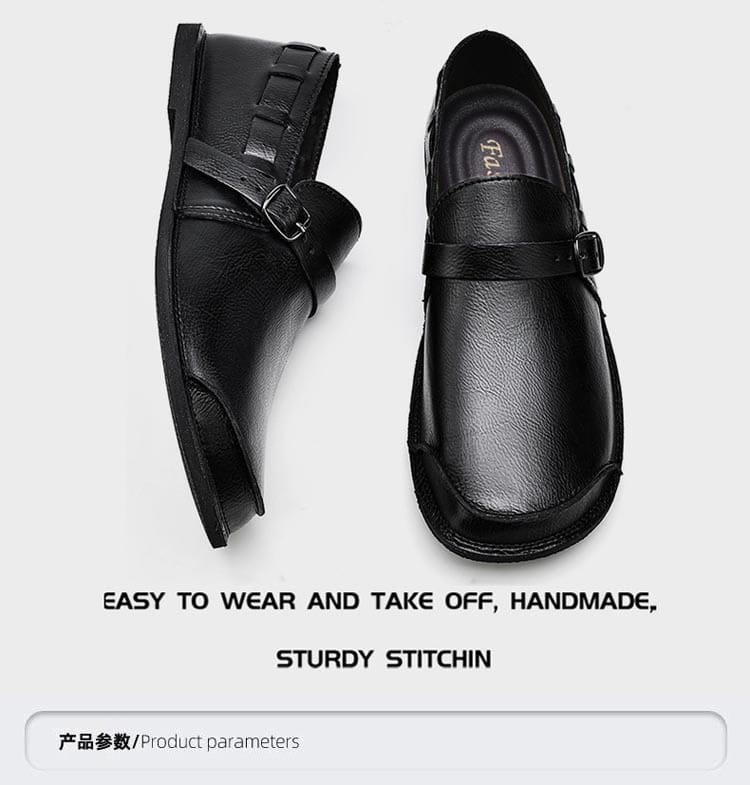 Mocassins à enfiler en cuir noir pour hommes avec sangle à boucle et coutures robustes pour une tenue décontractée.