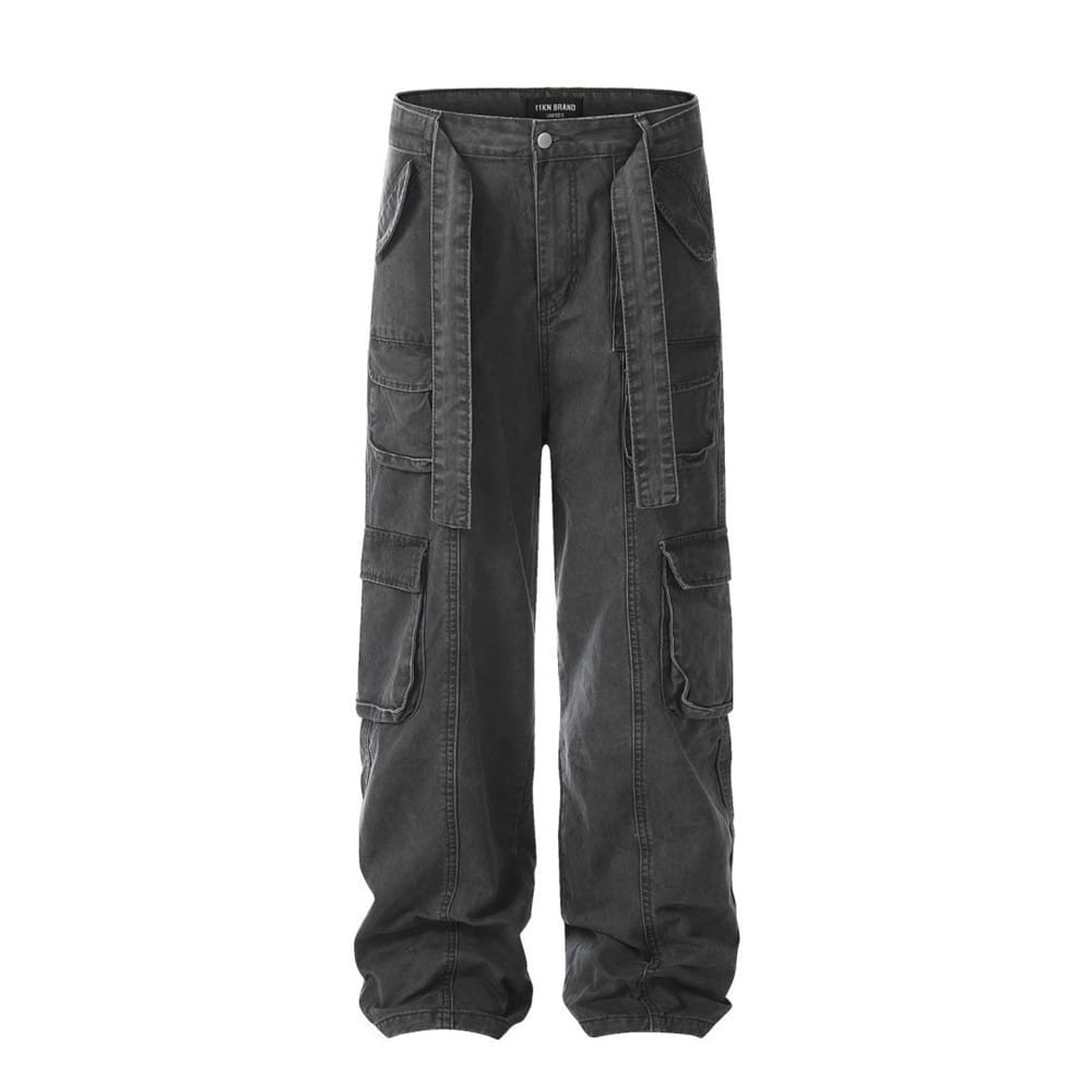 Salopettes cargo en jean de coton gris foncé à coupe slim pour homme, avec plusieurs poches et une ceinture à cordon de serrage.