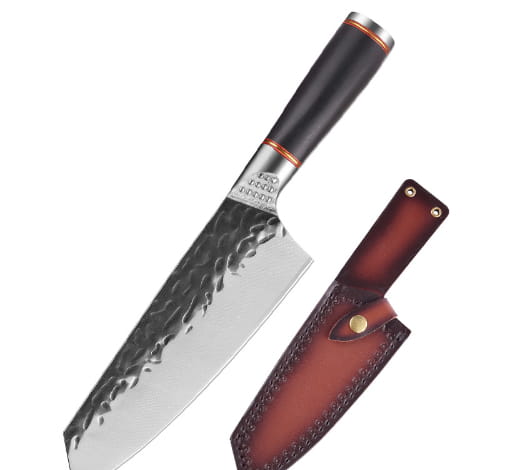 Couteau de chef à manche noir avec une lame en acier inoxydable martelé et un étui en cuir assorti, issu de l’ensemble de couteaux de chef en acier inoxydable martelé 5 pièces.