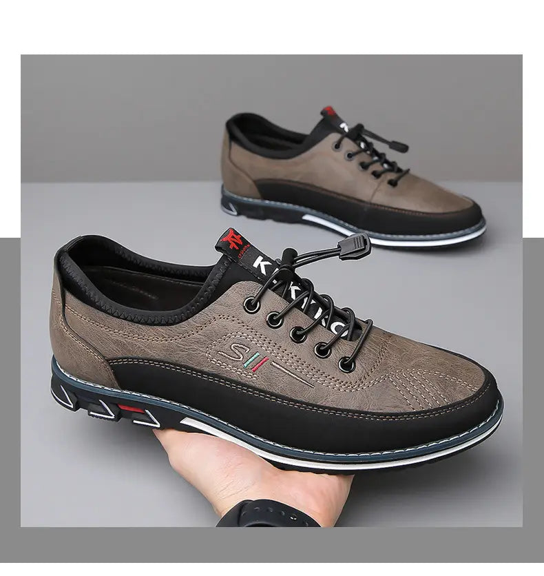 Chaussures de sport imperméables pour homme en cuir véritable marron en suède et noir en cuir, avec dessus texturé, coutures contrastées et semelle en caoutchouc avec motifs triangulaires blancs.