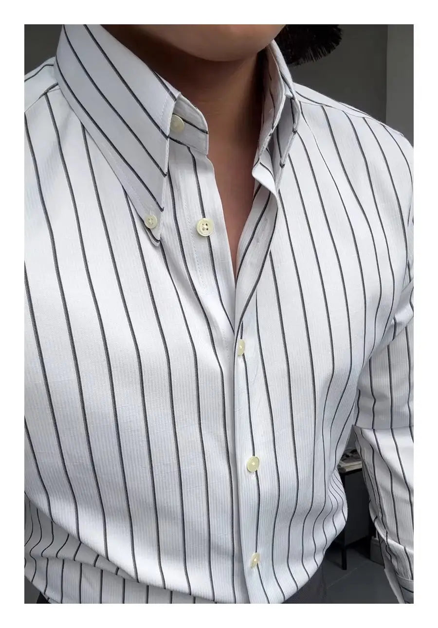 Herren Slim Fit Hemd mit vertikalen Streifen und langem Ärmel im Business-Stil