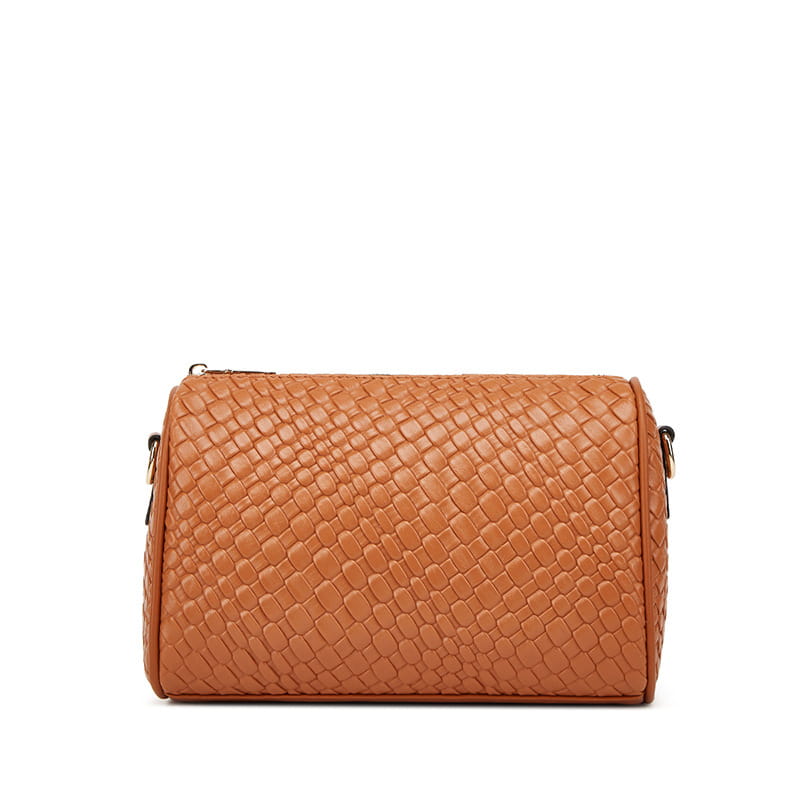 Sac bandoulière en cuir beige à relief façon crocodile avec quincaillerie ton or issu de l’ensemble de voyage d’affaires en 3 pièces pour la salle de sport.