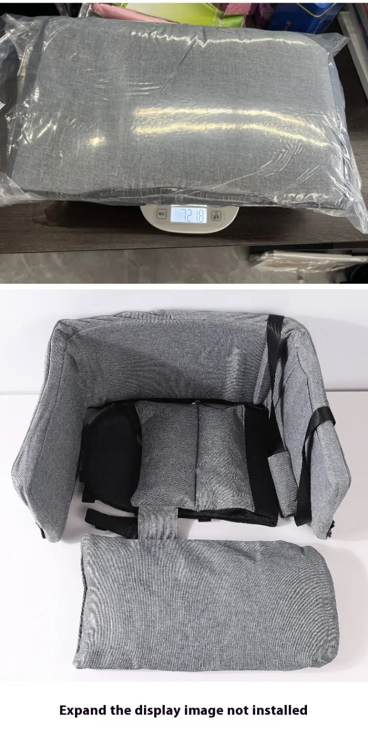 grau strukturierter Stoff für die Sitzpolsterung des Hundesitzes im Auto und der Transportbox für Haustiere mit schwarzer Innenpolsterung und verstellbaren Riemen für eine sichere Befestigung in Fahrzeugen