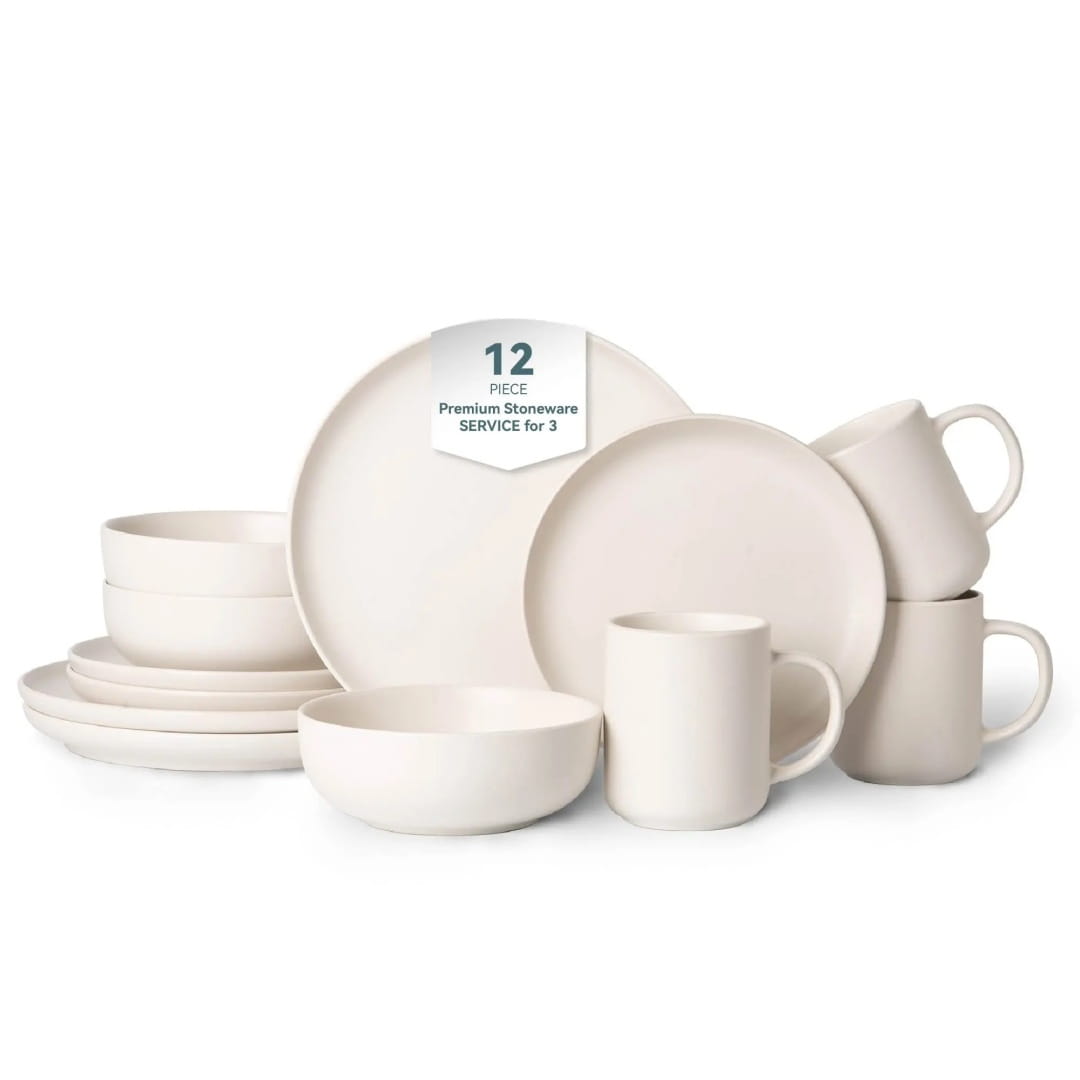 Juego de vajilla de gres de 12 piezas de cerámica beige minimalista con tazas diseñado para tres personas.