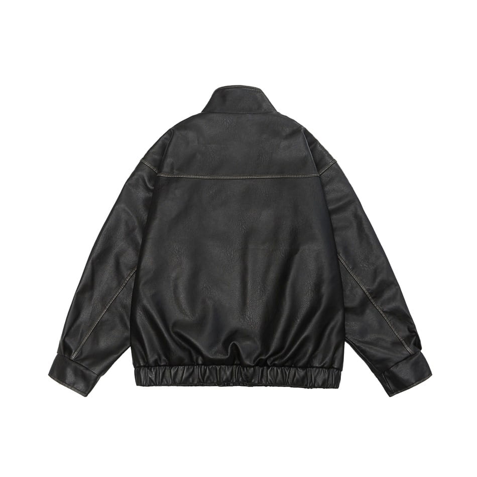 Schwarze Biker-Bomberjacke aus Kunstleder mit matter Oberfläche und elastischem Bund, abgebildet von der Rückseite.