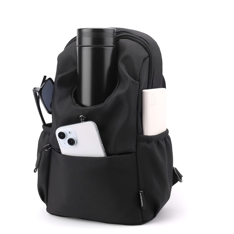 Schwarze wasserdichte Herren-Oxford-Gewebe-Minimalist-Crossbody-Brusttasche aus Nylon mit mehreren Taschen und einem gepolsterten Hauptfach mit Reißverschluss