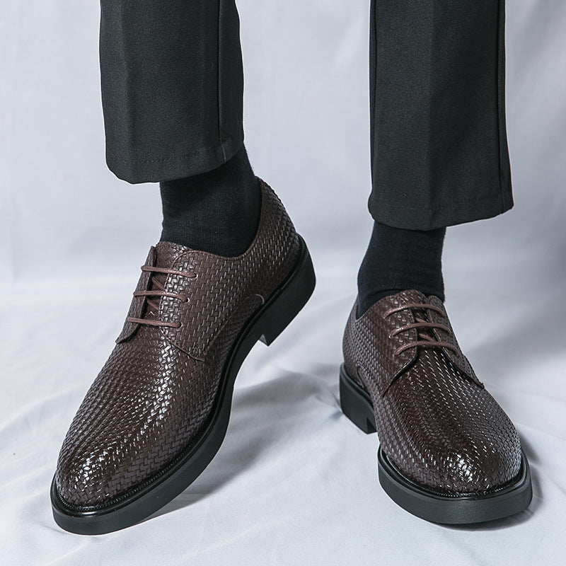 Men’s brown woven leather platform British dress shoes with lace-up closure and black rubber soles