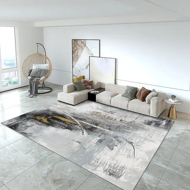 moderner abstrakter Kristall-Velours-Wohnzimmerteppich mit einem strukturierten, malerischen Design in Schattierungen von Grau, Weiß und Gold.